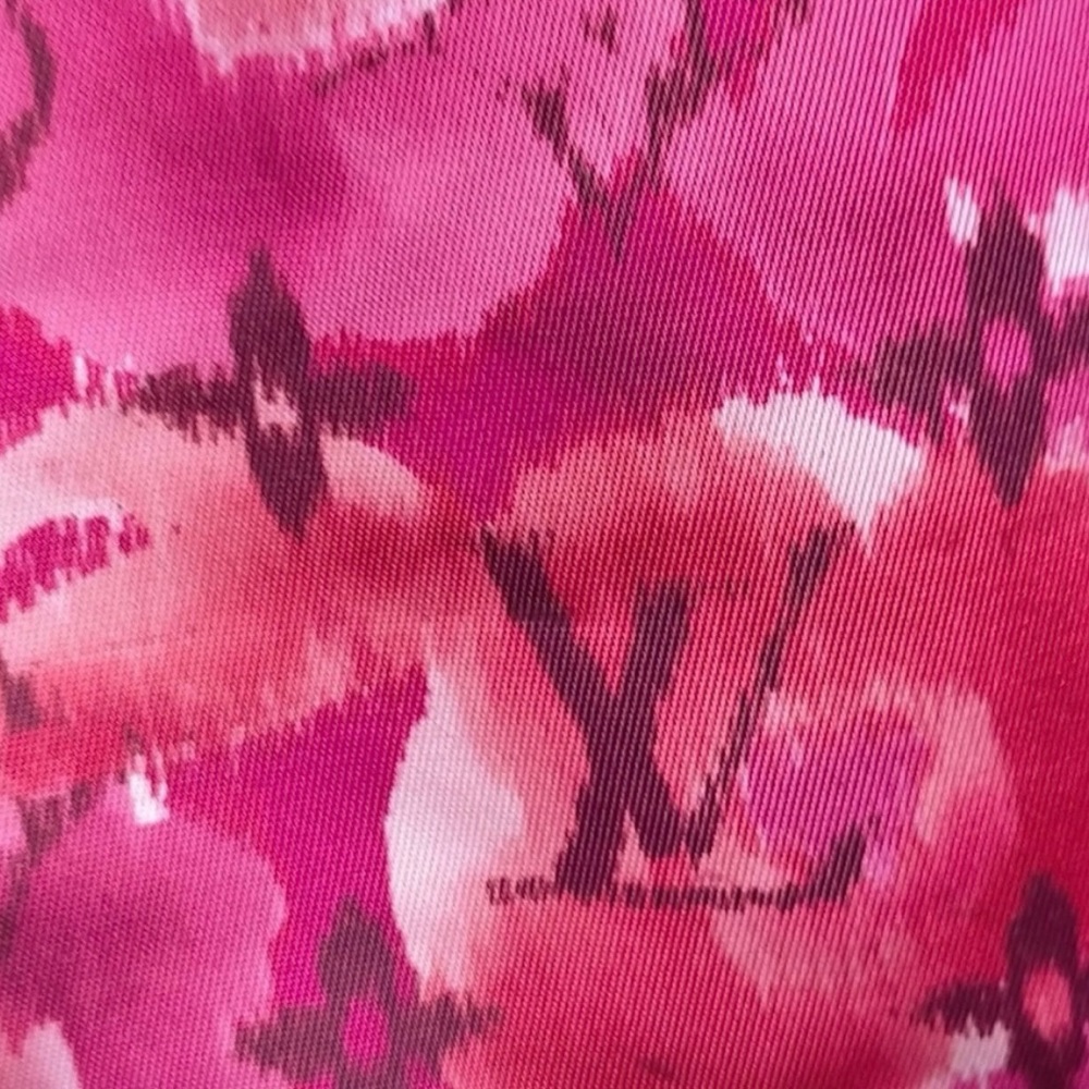 Louis Vuitton Limited Edition Poppy Flowers Drawstring Tote – Pink / Fuchsia - Picture 3 of 8